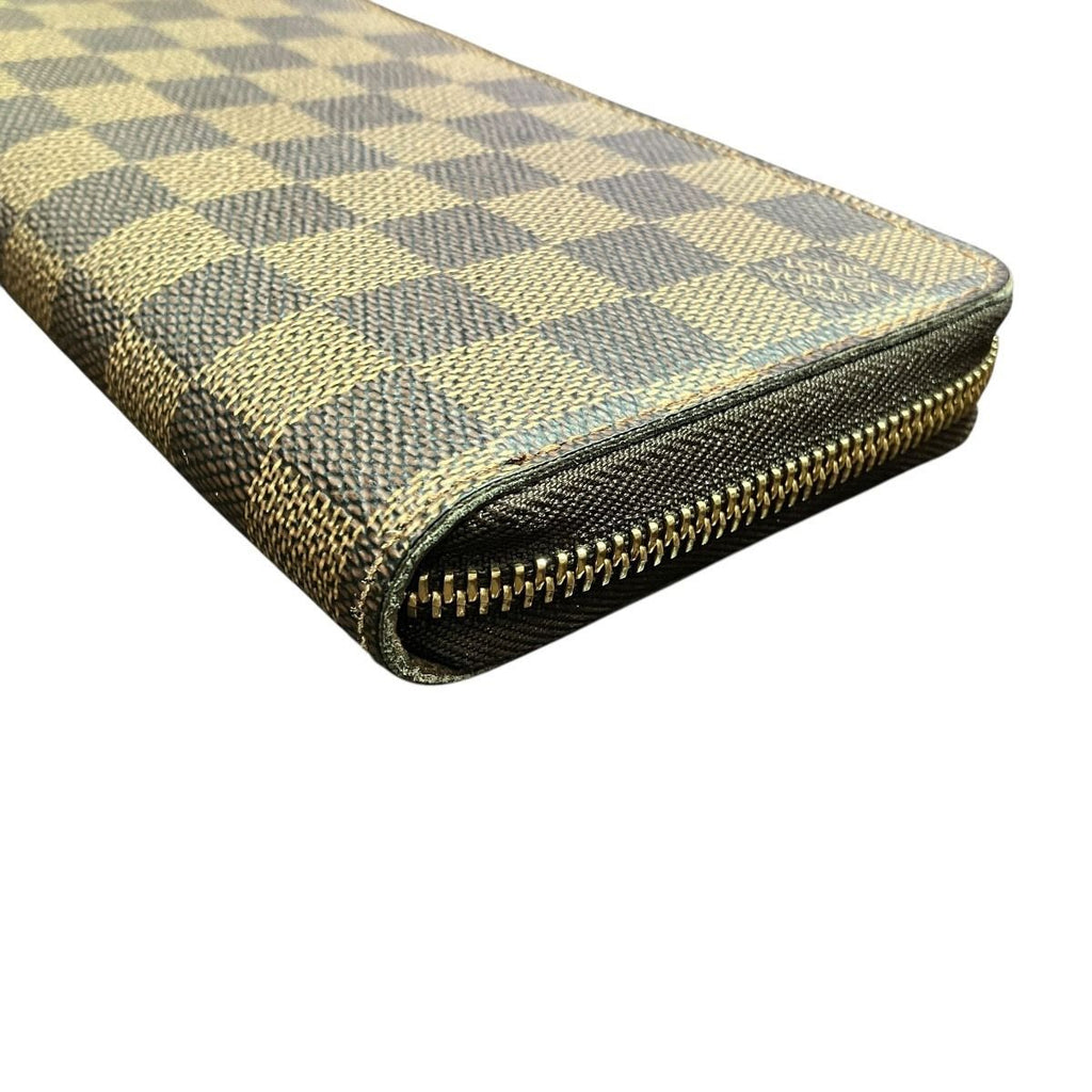 Louis Vuitton Zippy Wallet Damier Canvas — view 9