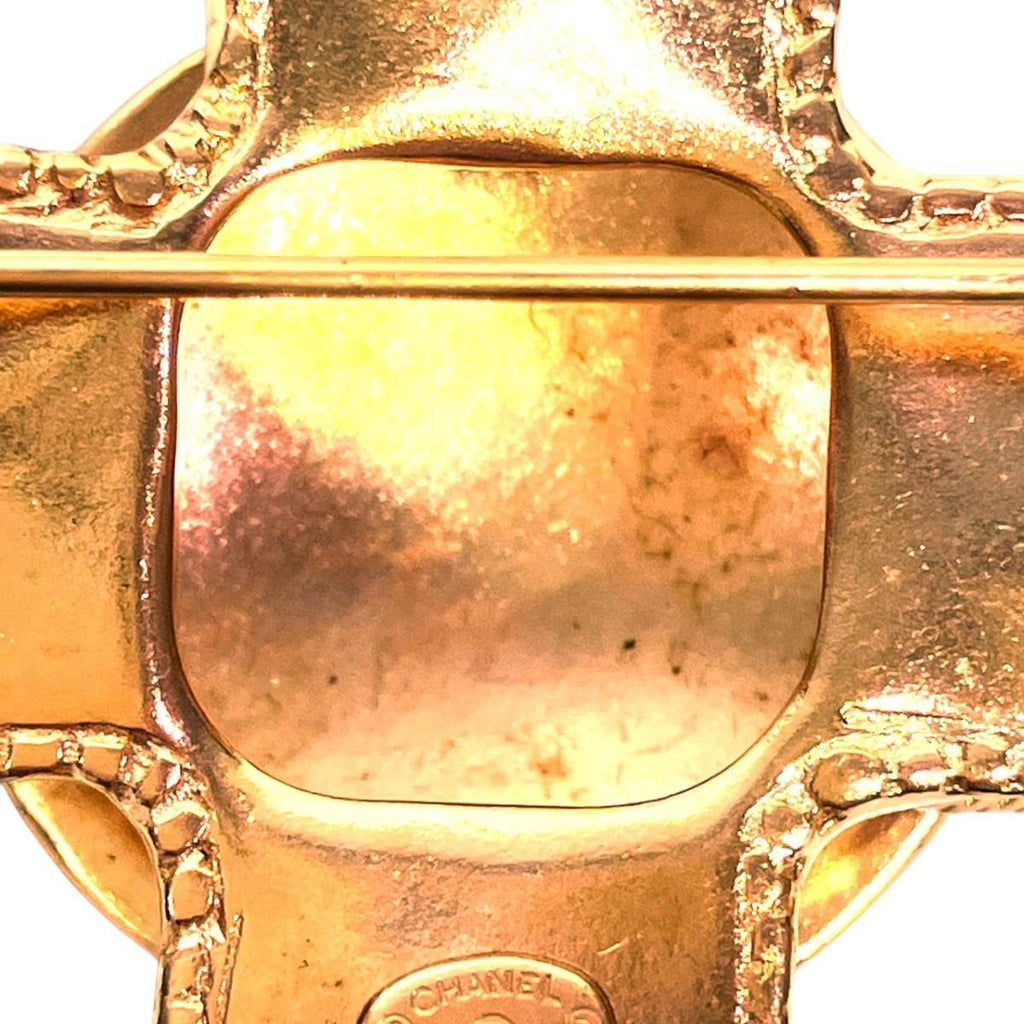 Chanel CC Logo Cross Ribbon Brooch — view 7