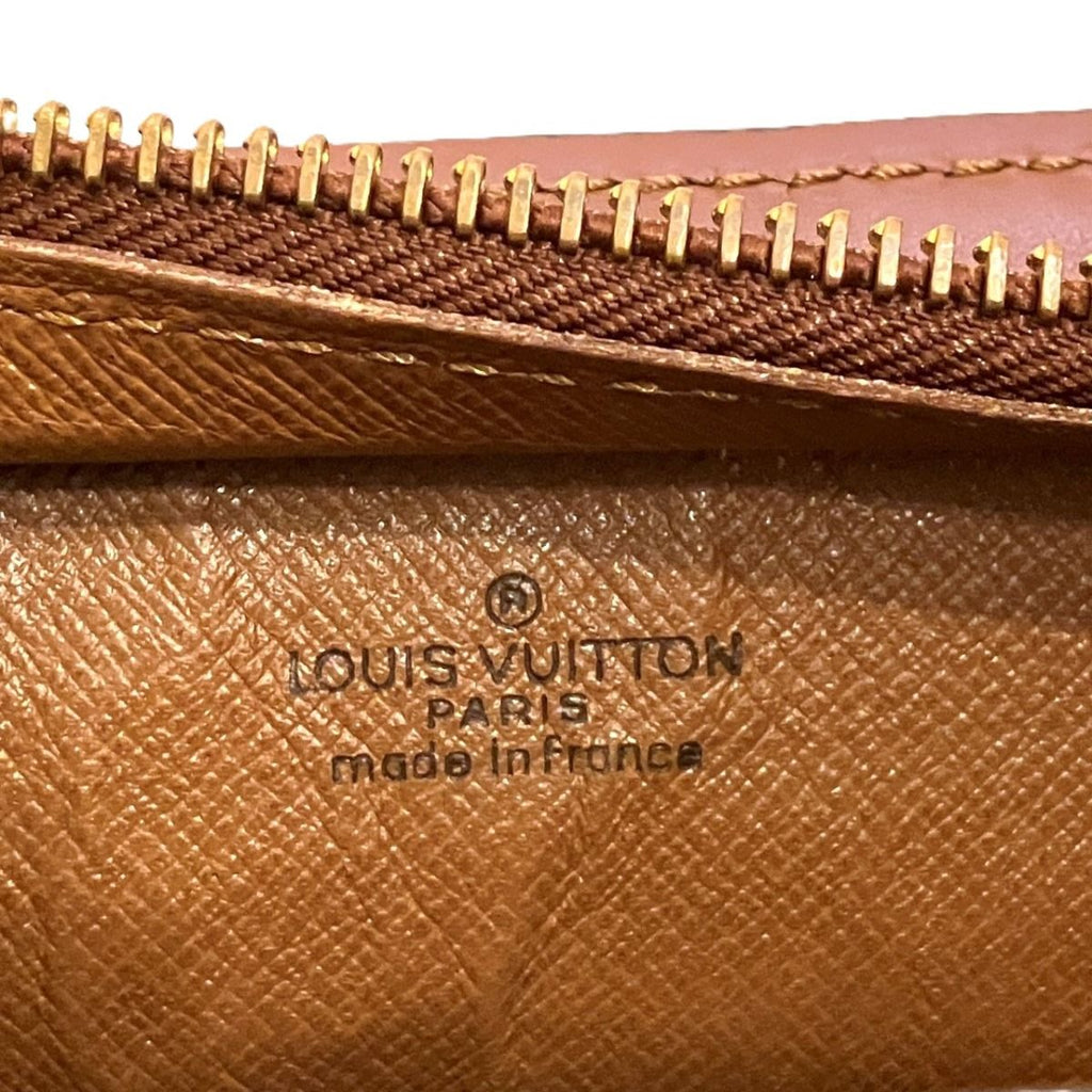 Louis Vuitton Pochette Homme Monogram Second Bag Canvas — view 4