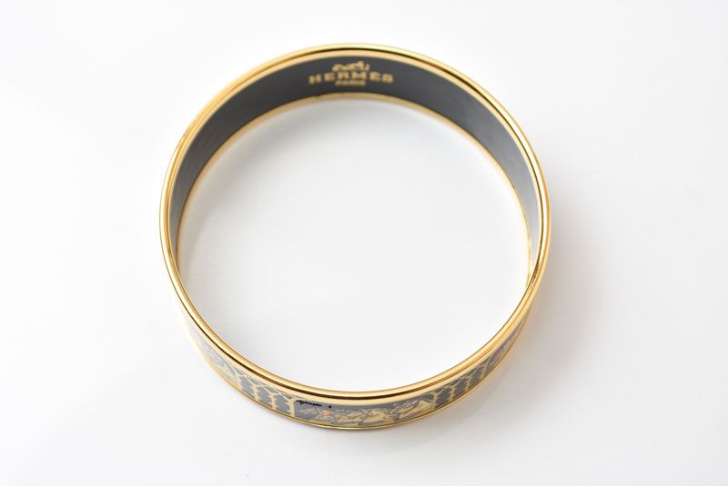Hermes Bangle Bracelet Enamel GM Black Gold Horse Motif — view 5