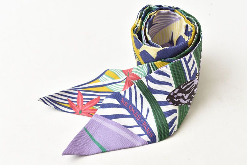 Hermes Twill Scarf Silk Jaguar Quetzal Pattern Purple Multi