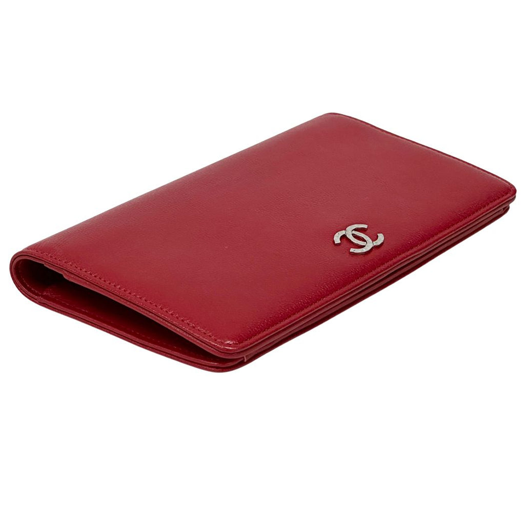Chanel Wallet Sevruga Leather Red Silver CC Logo — view 3