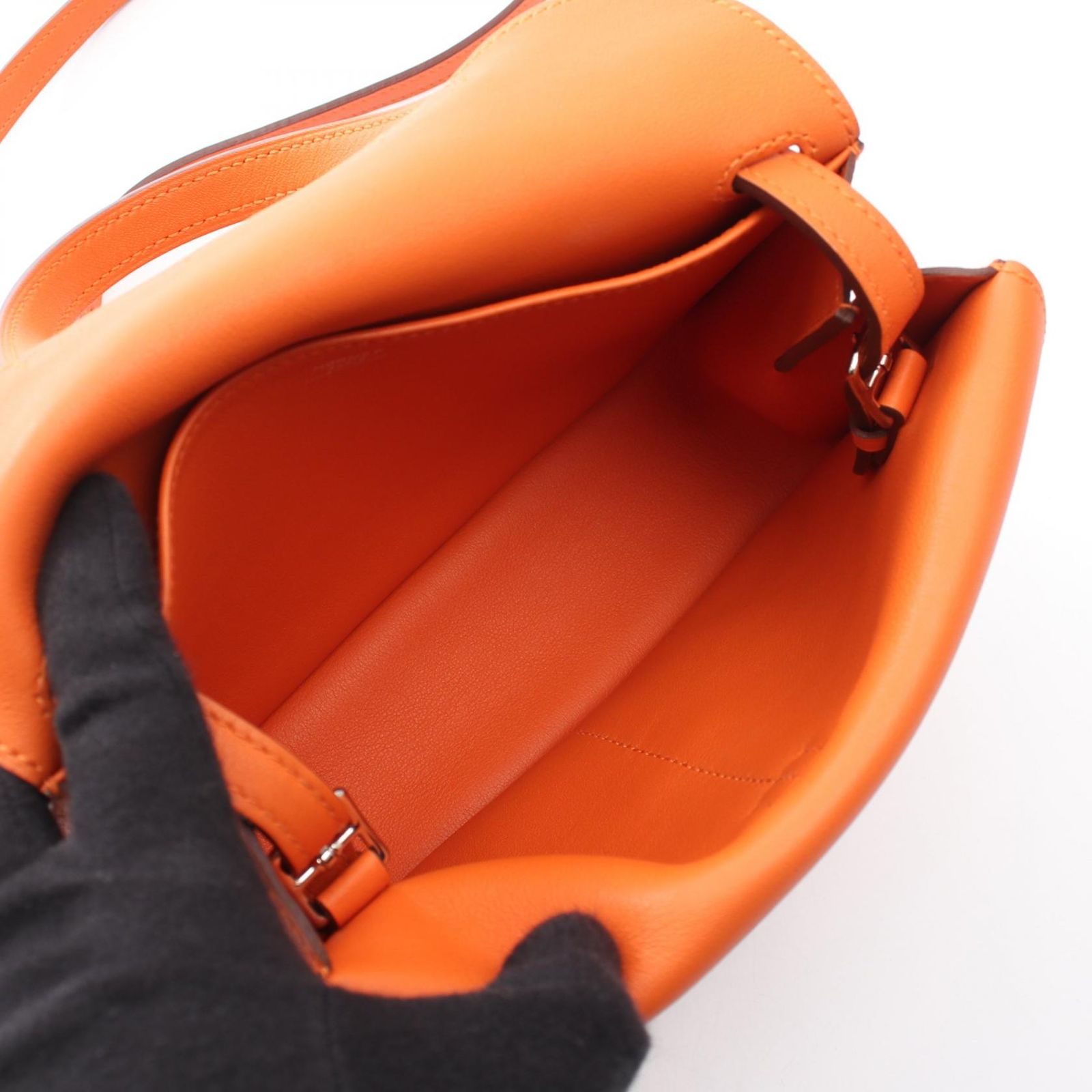 Hermes Handbag Halzan Mini 2-Way Orange — view 3