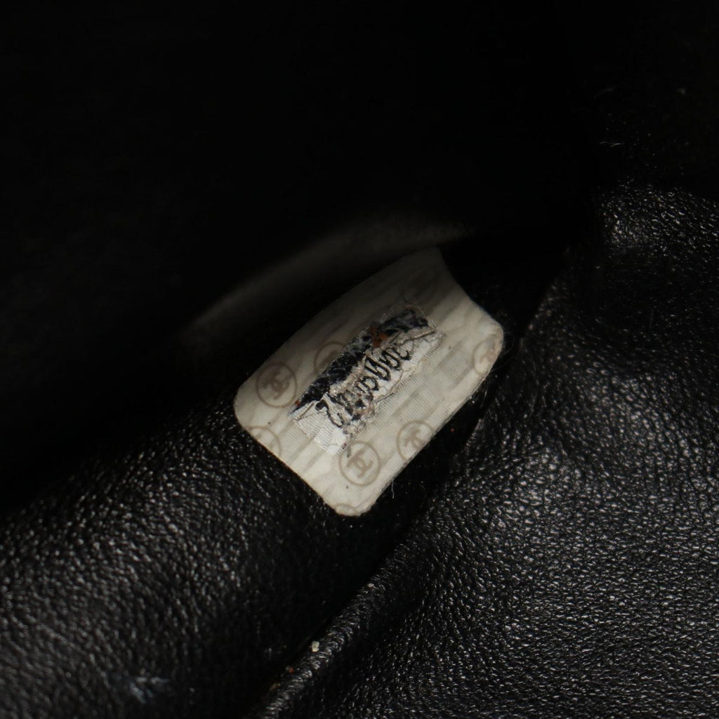 Chanel Shoulder Bag Quilted Black Lambskin — view 5