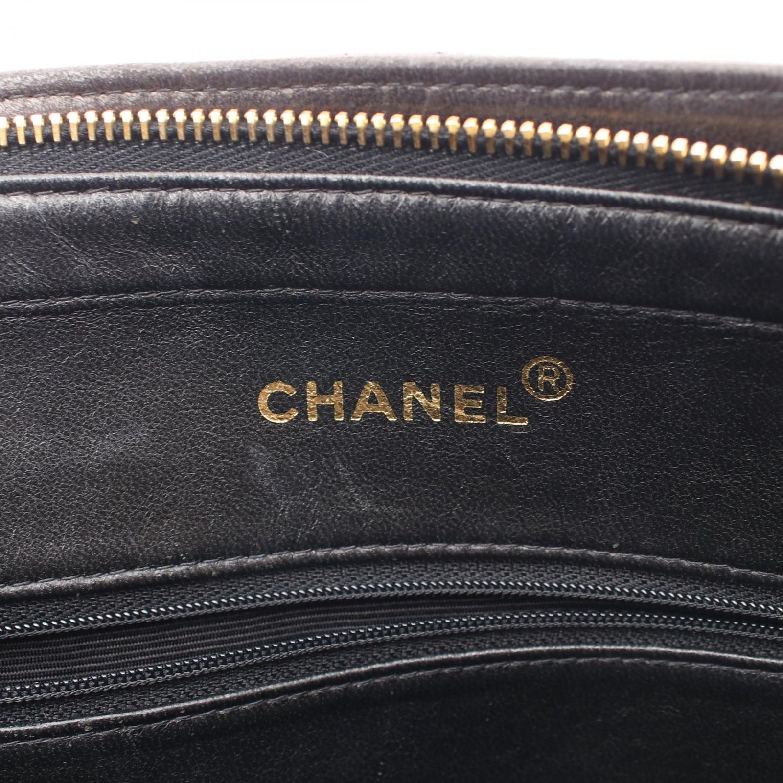 Chanel Shoulder Bag Quilted Black Lambskin — view 4