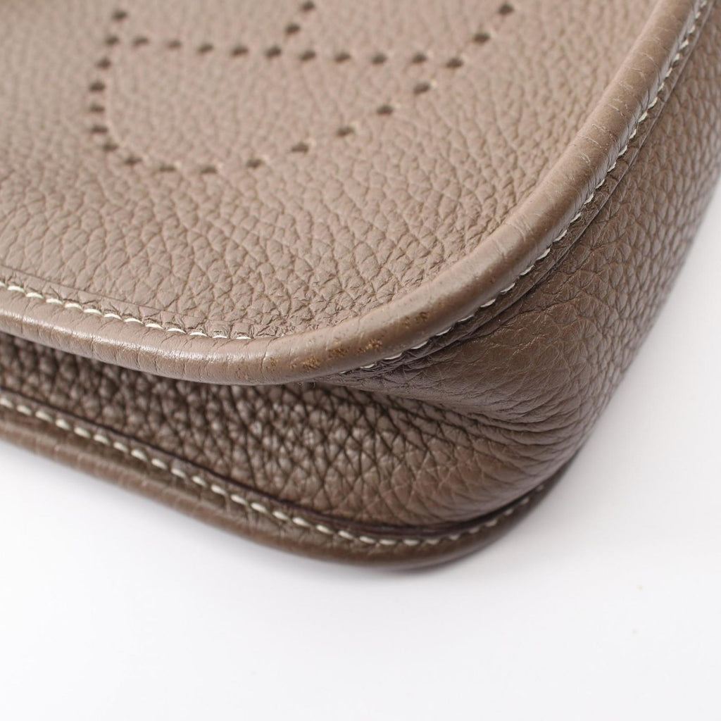 Hermes Shoulder Bag Evelyne TPM Amazon Etoupe Leather TPM — view 7