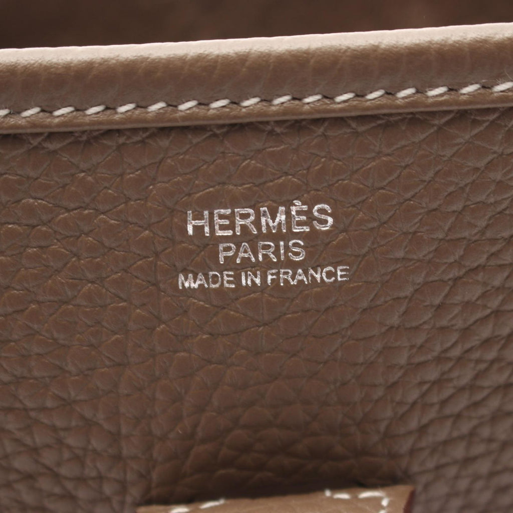 Hermes Shoulder Bag Evelyne 3 Trois PM Etoupe Leather — view 4