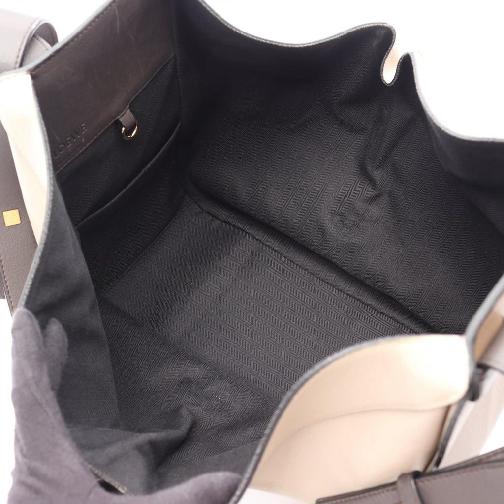 Loewe Handbag Hammock Medium 2-Way Mocha Brown Gray Beige Leather — view 3
