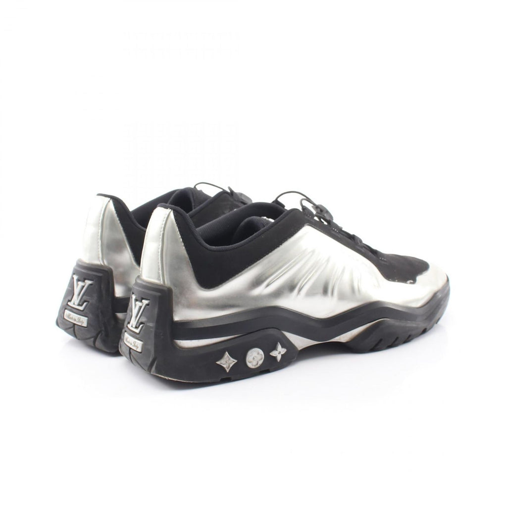 Louis Vuitton Sneakers Millennium Line Leather — view 2