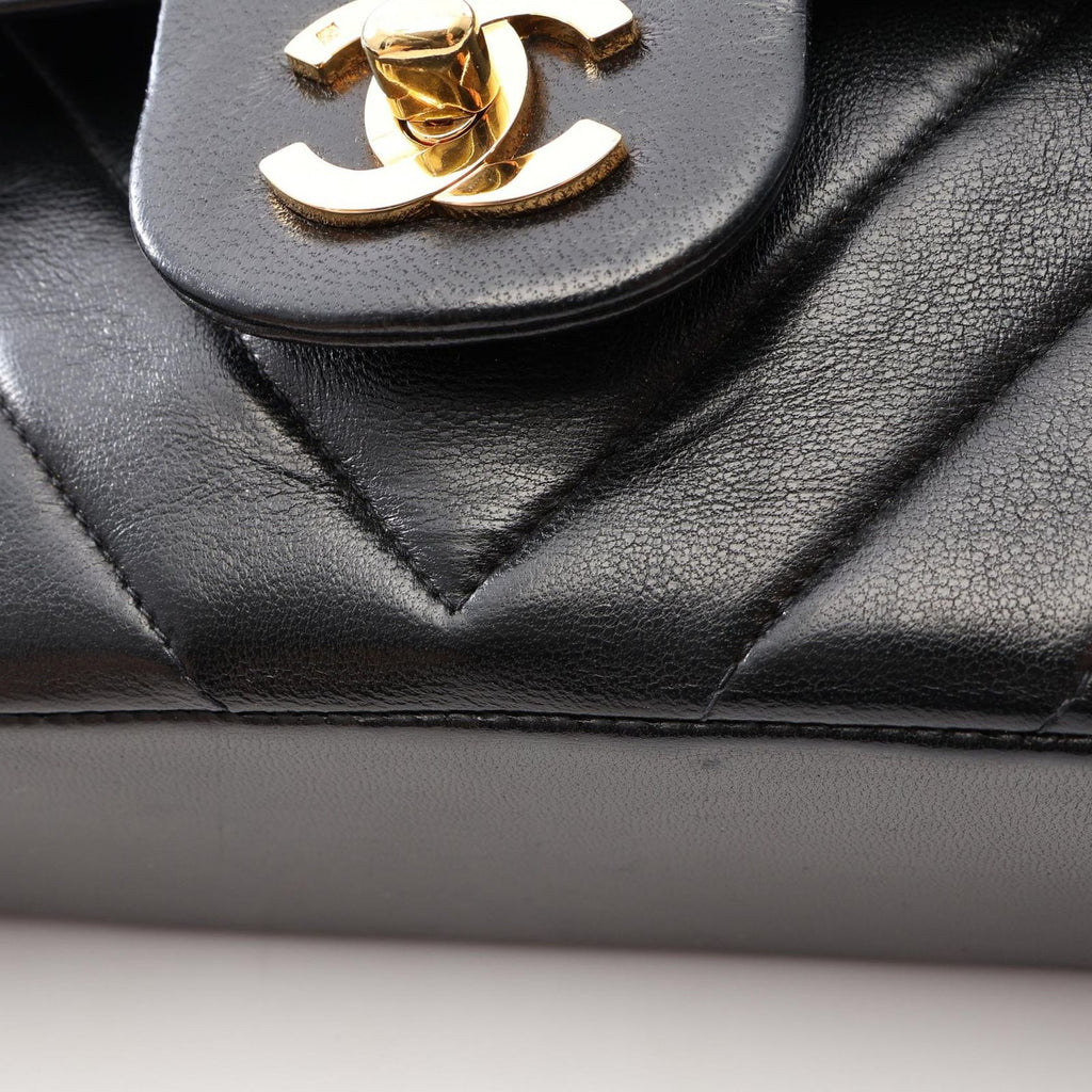 Chanel Shoulder Bag Shirley Blanc Stitch Double Flap Black Lambskin Chain — view 8