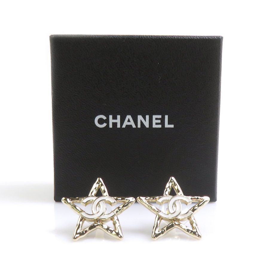 Chanel Earrings Gold — view 8