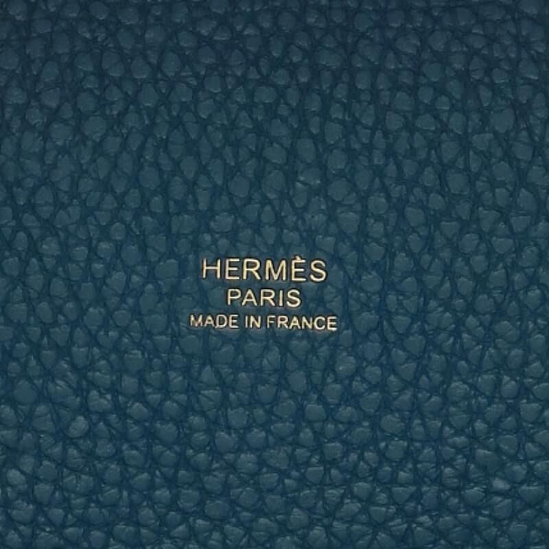 Hermes Picotin Lock PM Taurillon Clemence Handbag PM — view 3