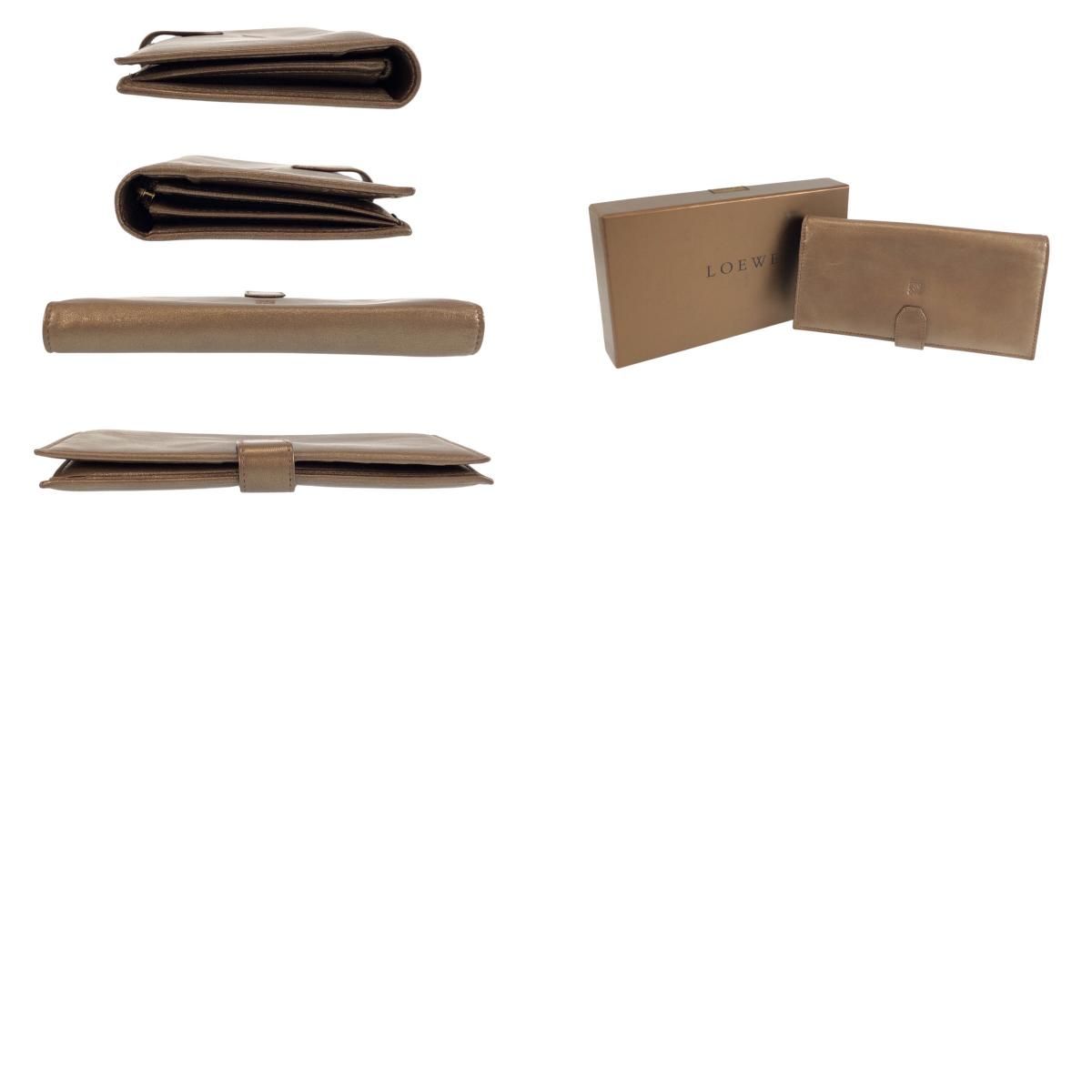 Loewe Blanc's Gold Leather Wallet — view 9
