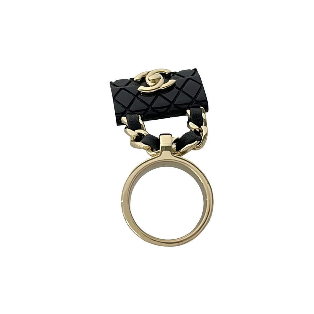 Chanel Ring CC Logo Leather Gold Black Bag Motif Quilted — view 4