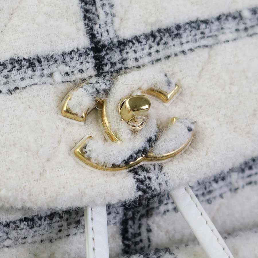 Chanel Backpack White — view 8