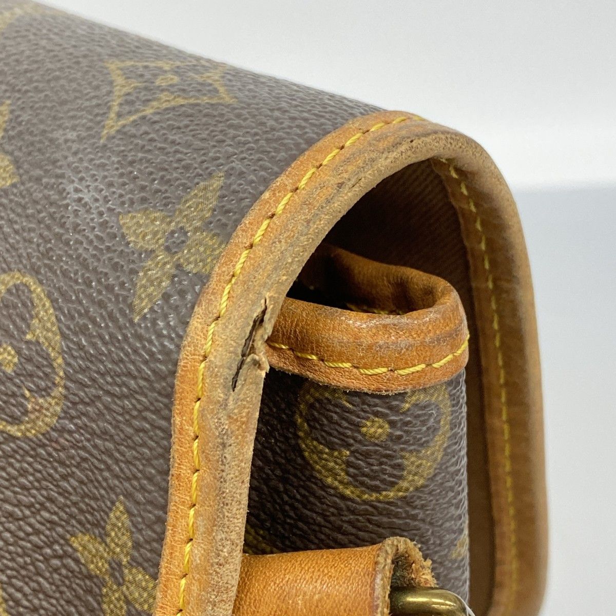 Louis Vuitton Shoulder Bag Monogram Givesiere GM Brown — view 8