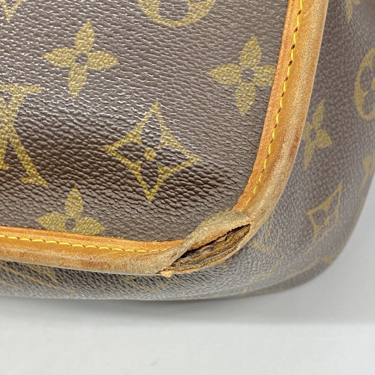 Louis Vuitton Shoulder Bag Monogram Givesiere GM Brown — view 6