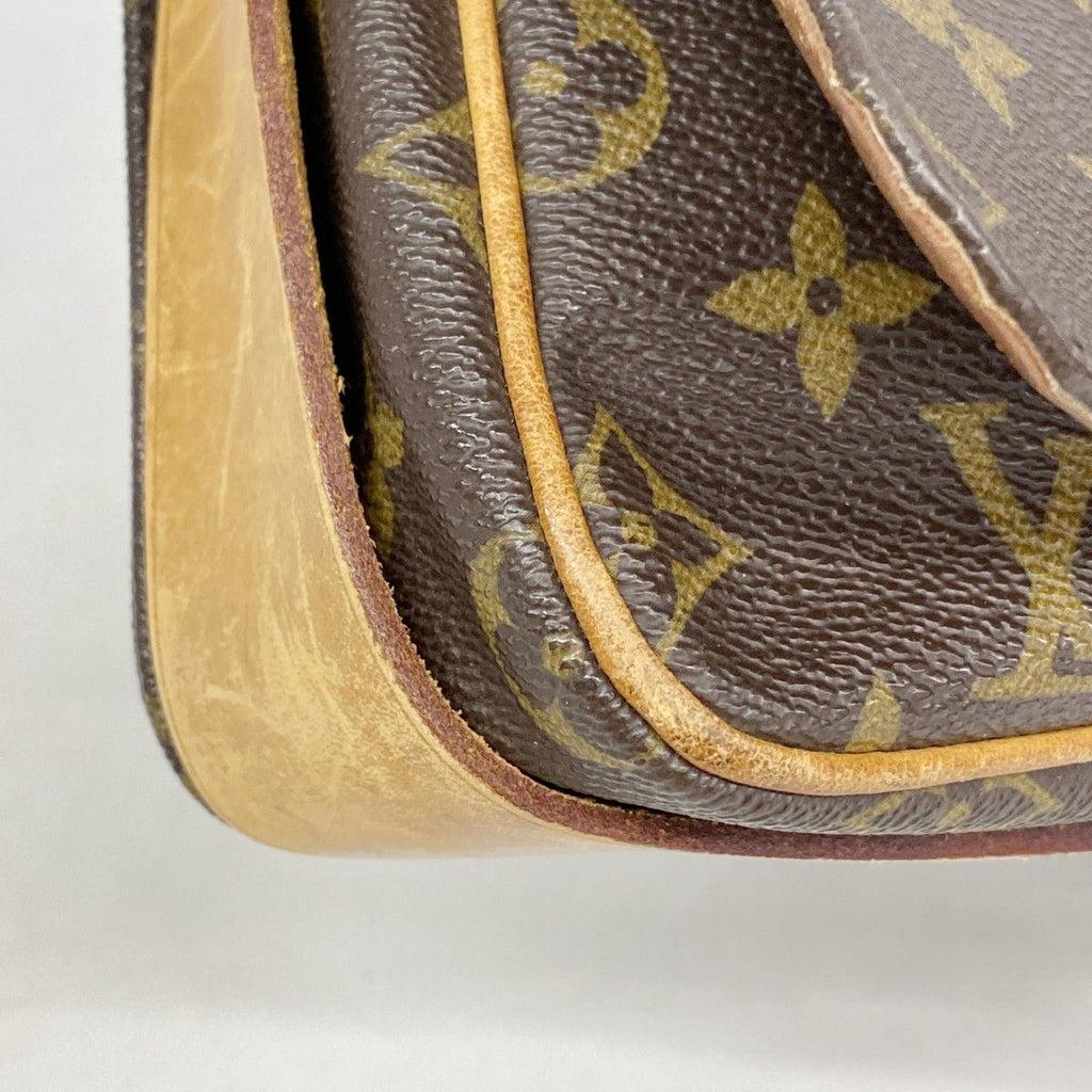 Louis Vuitton Shoulder Bag Monogram Cartouchiere GM Brown — view 7