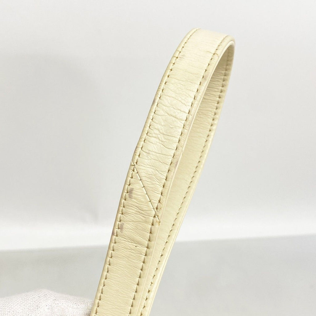 Chanel Handbag Quilted Leather White Gold 2-Way — view 9