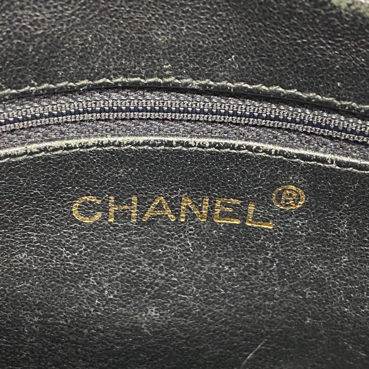 Chanel Shoulder Bag Quilted Lambskin Black Gold — view 5