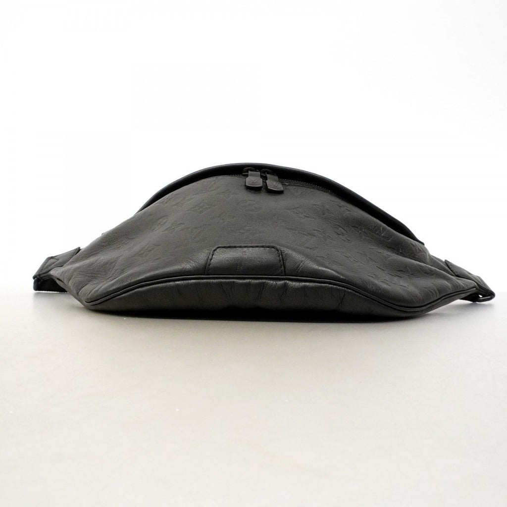 Louis Vuitton Belt Bag Monogram Shadow Discovery Black — view 3