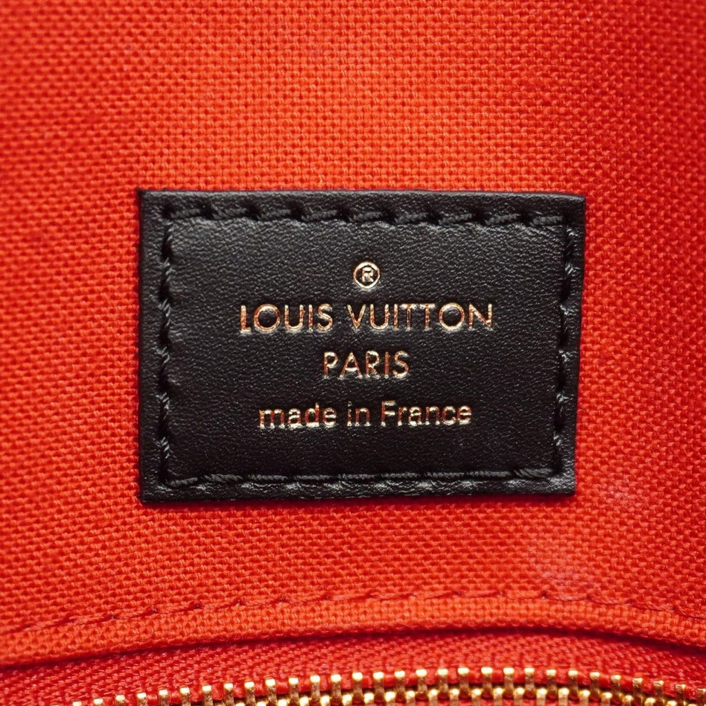 Louis Vuitton Tote Monogram Giant Reverse On The Go MM Brown 2-Way — view 5