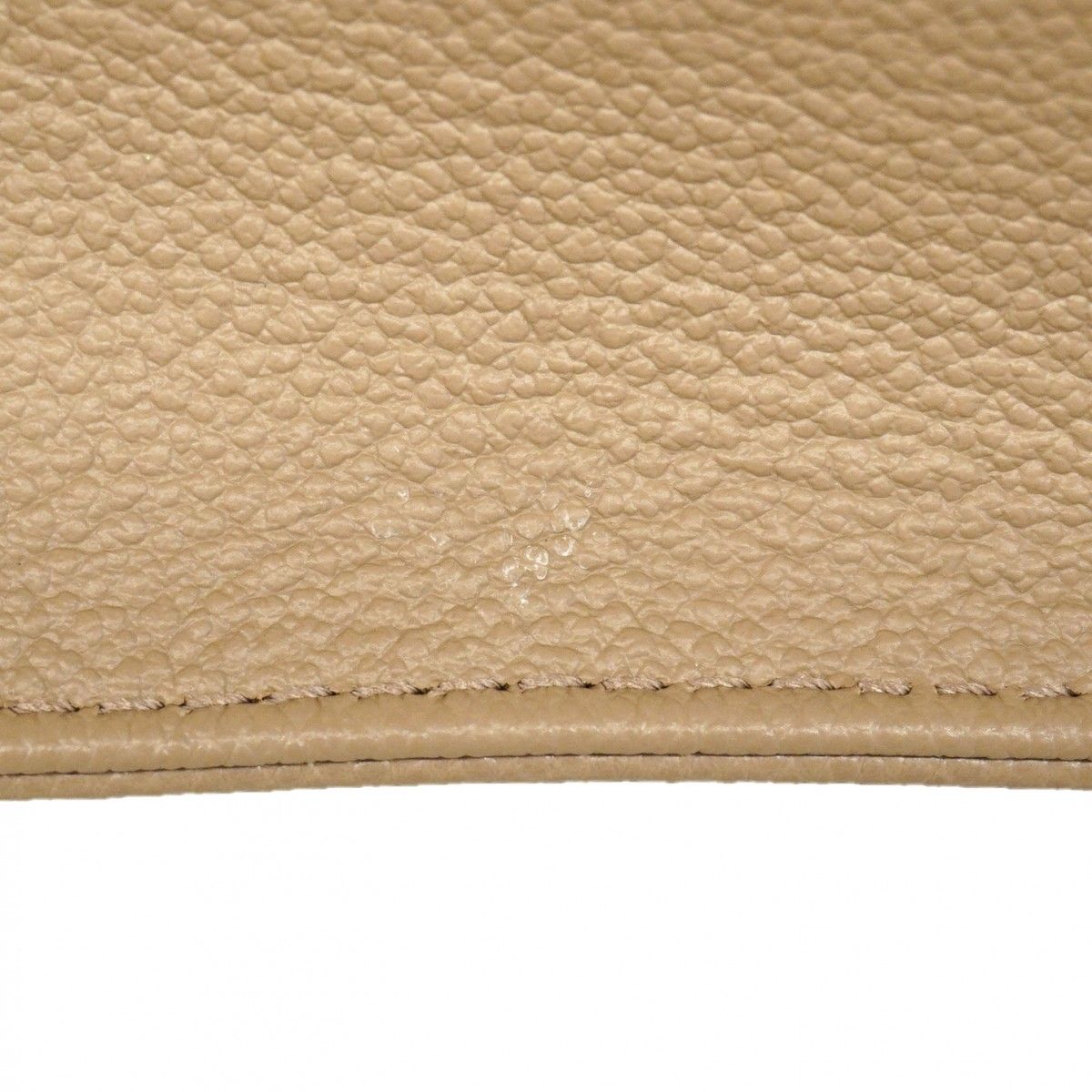 Louis Vuitton Handbag Monogram Empreinte Bicolor On The Go PM Tourtelle Cream — view 9