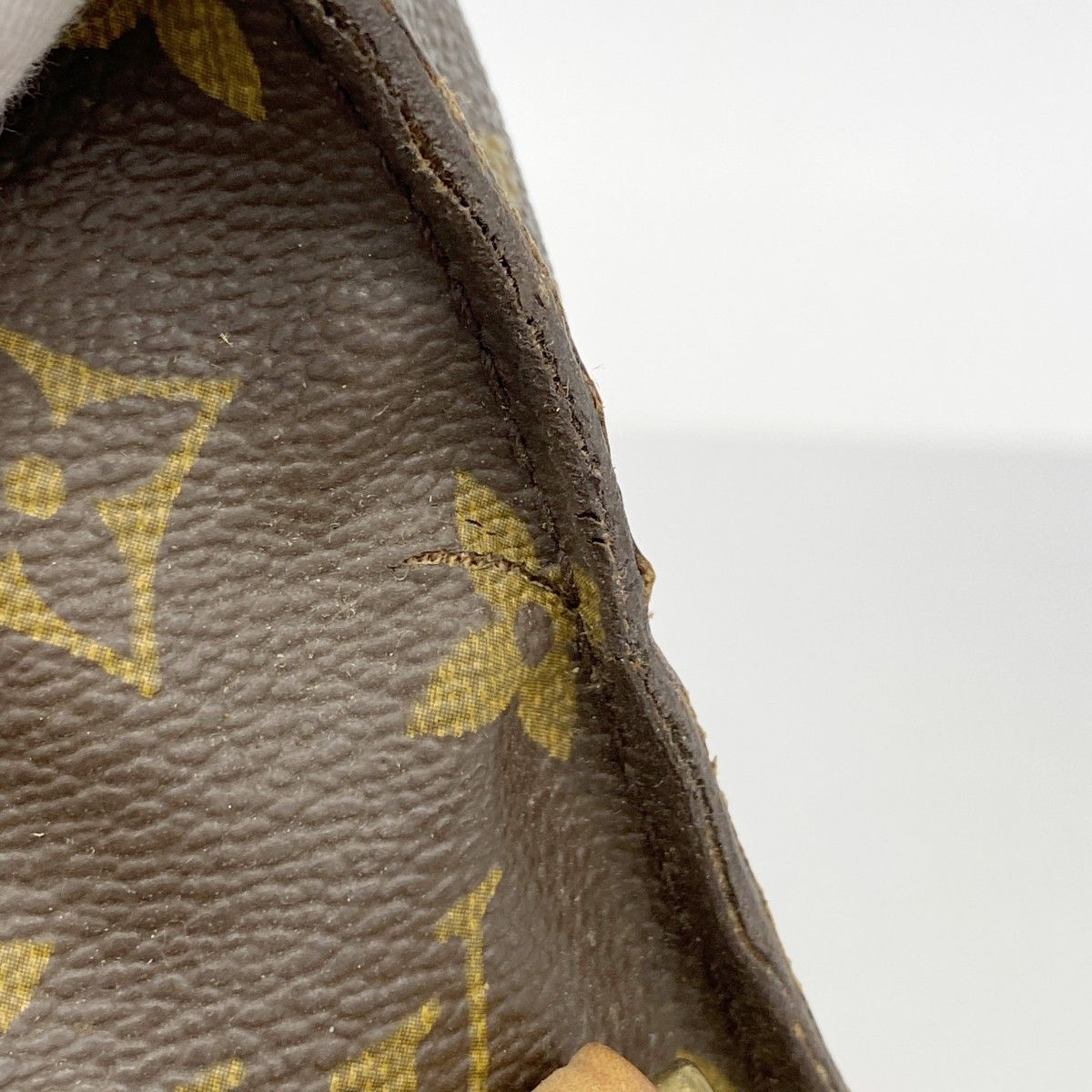 Louis Vuitton Shoulder Bag Monogram Saint Cloud GM Brown — view 8