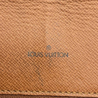 Louis Vuitton Shoulder Bag Monogram Saint Cloud GM Brown — view 5