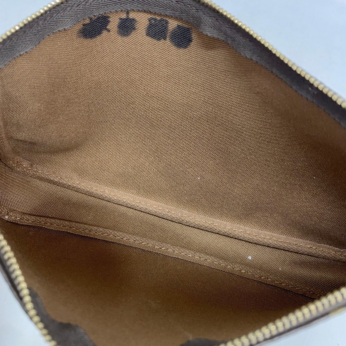 Louis Vuitton Pouch Monogram Pochette Brown — view 4