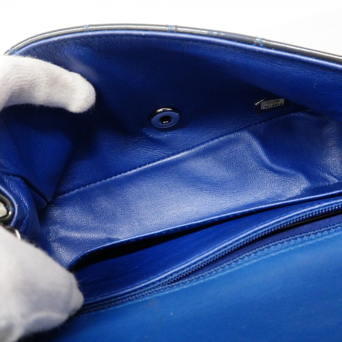 Chanel Shoulder Bag Mini Quilted Patent Leather Gray Blue Silver — view 4