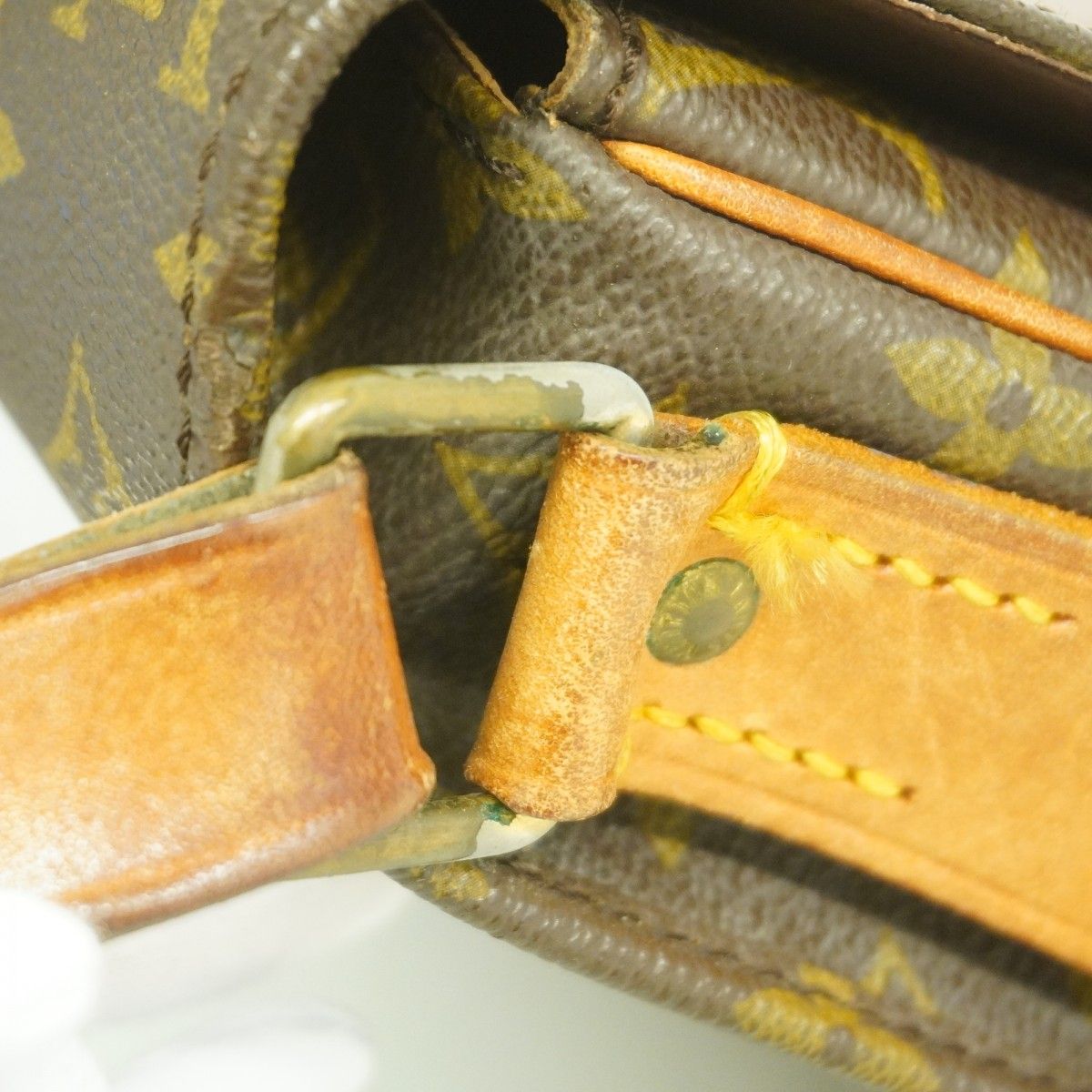 Louis Vuitton Shoulder Bag Monogram Cartouchiere GM Brown — view 8
