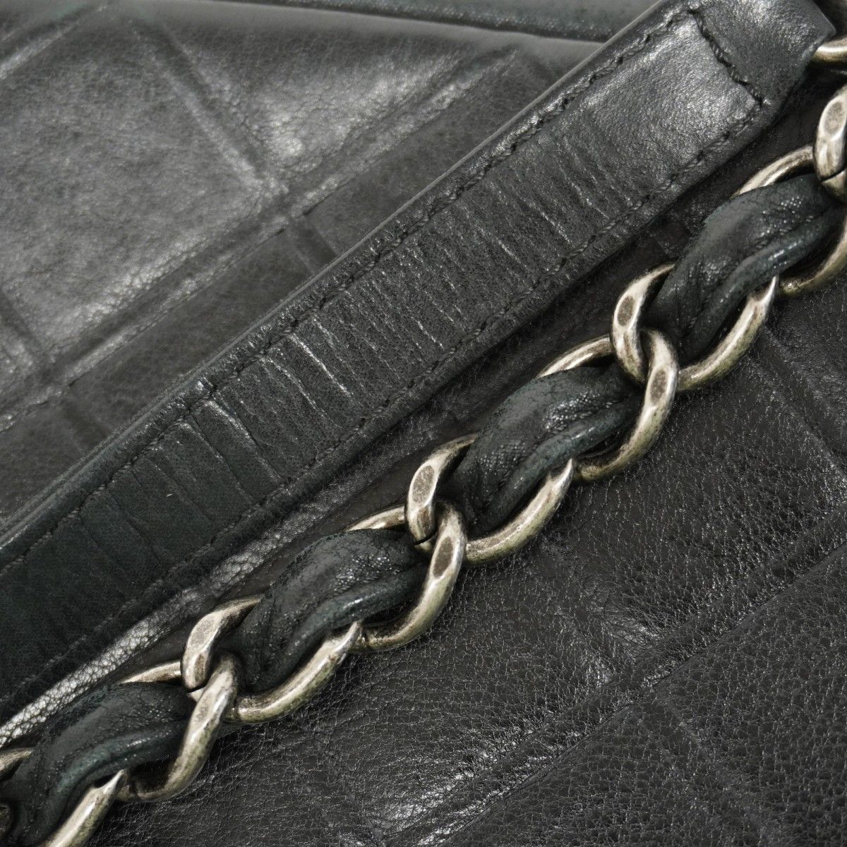 Chanel Shoulder Bag Quilted Leather Black Silver — view 8