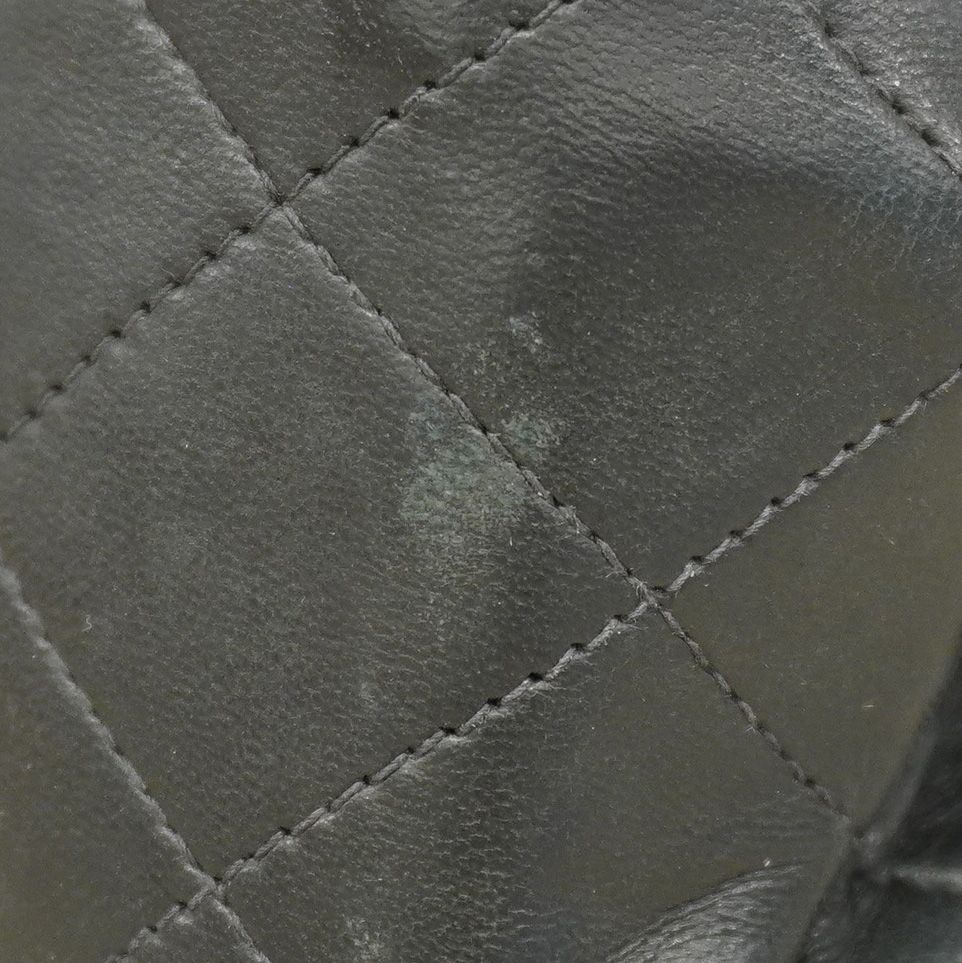 Chanel Shoulder Bag Quilted Lambskin Black Gold — view 8