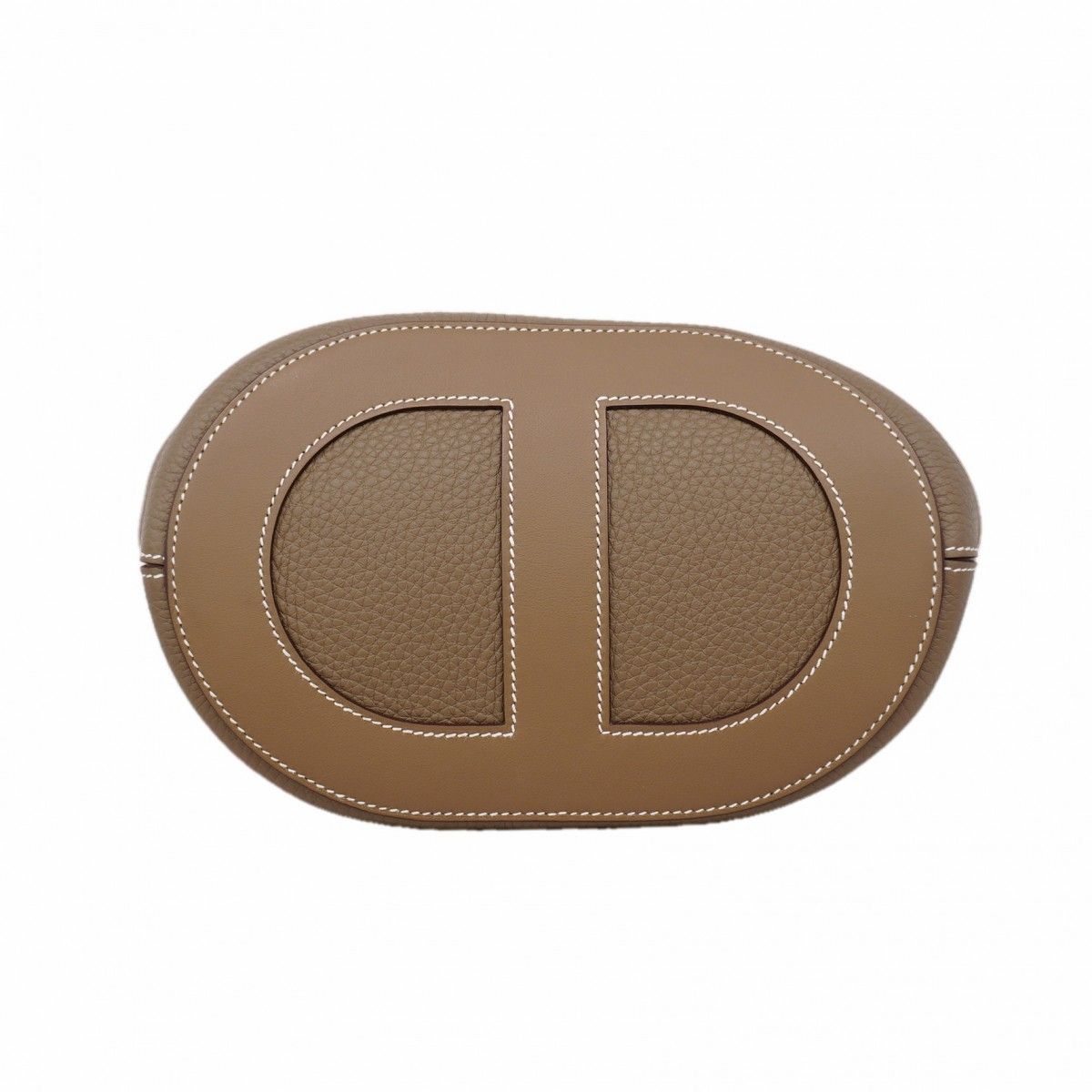 Hermes Handbag in the Loop 23 Taurillon Clemence Etoupe Gold — view 3