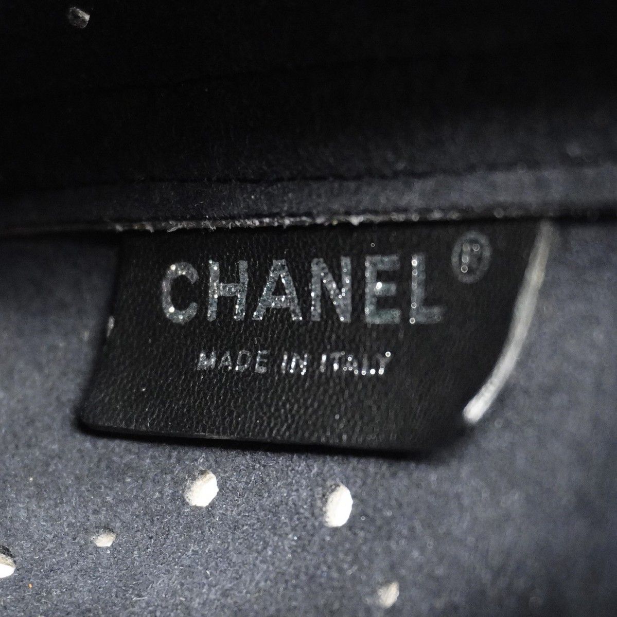 Chanel Shoulder Bag Caviar Leather Blue Silver — view 5