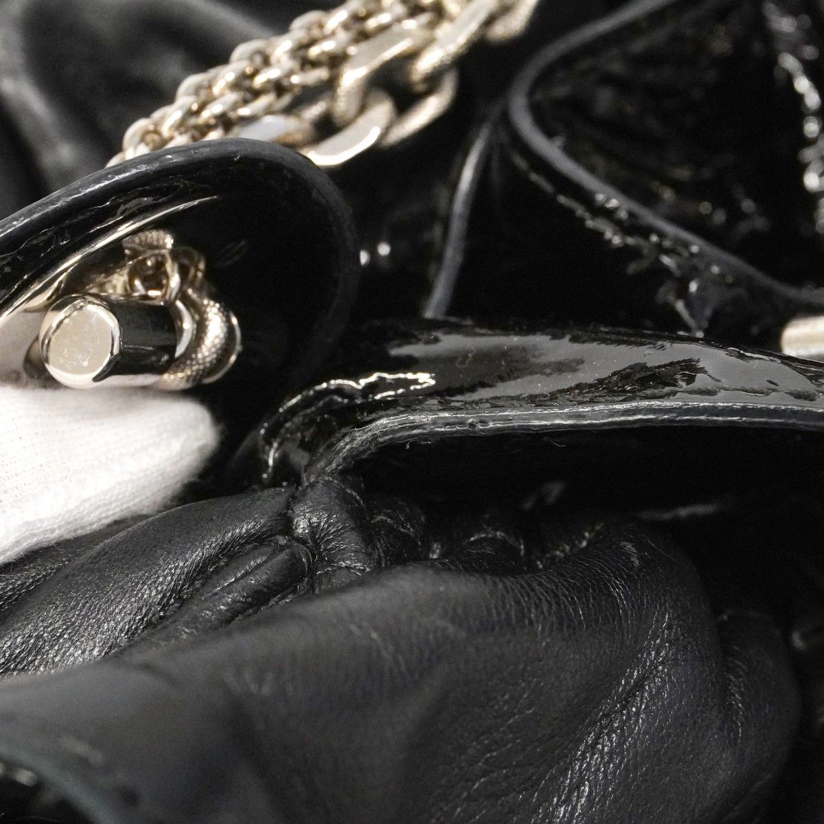 Dior Handbag Cannage Enamel Black Silver — view 9