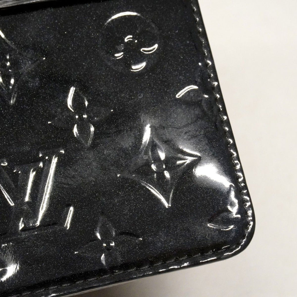 Louis Vuitton Shoulder Bag Vernis Monogram Epi Winewood PM Noir — view 8