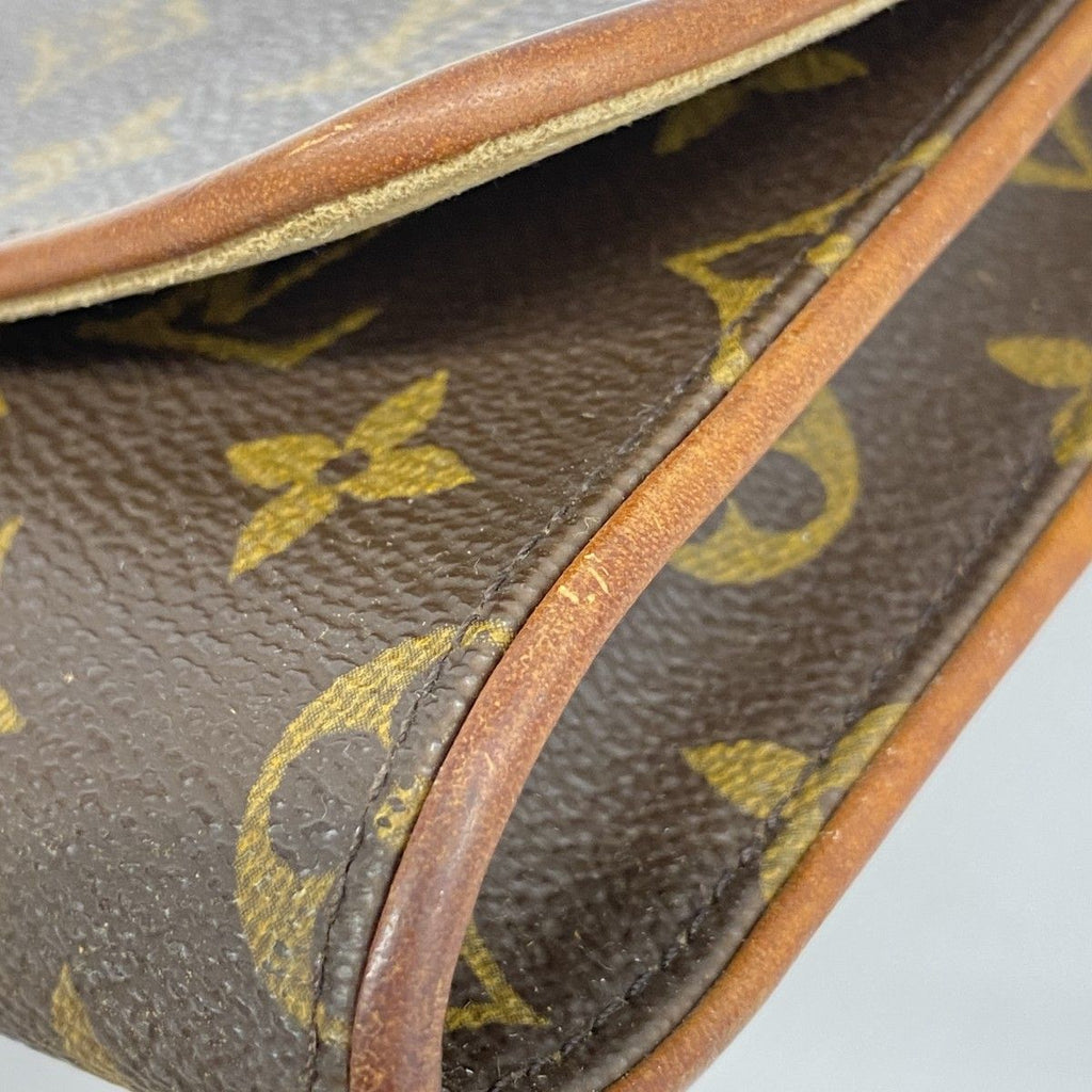 Louis Vuitton Shoulder Bag Monogram Pochette Twin GM Brown — view 7