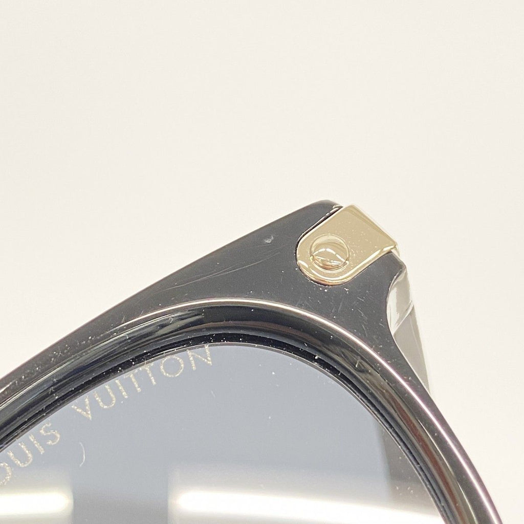 Louis Vuitton Sunglasses LV Signature Square Round Noir Eyewear — view 5
