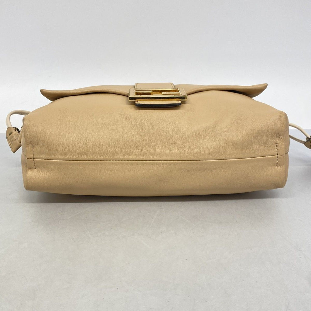 Fendi Shoulder Bag Leather Beige Gold — view 3