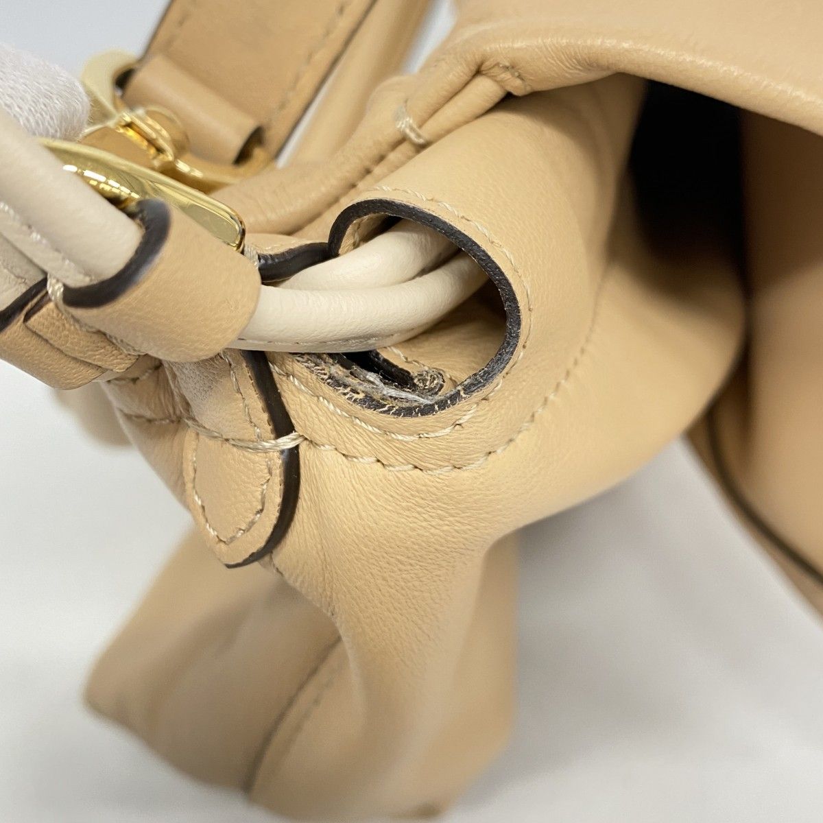 Fendi Shoulder Bag Leather Beige Gold — view 7