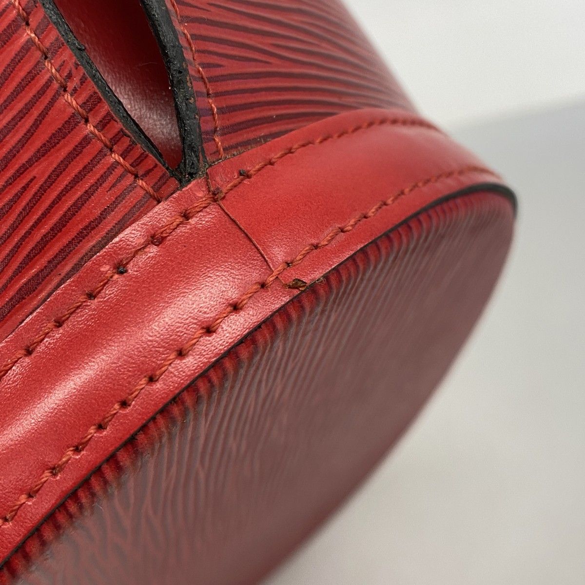 Louis Vuitton Shoulder Bag Epi Saint Jacques Shopping Castilian — view 6
