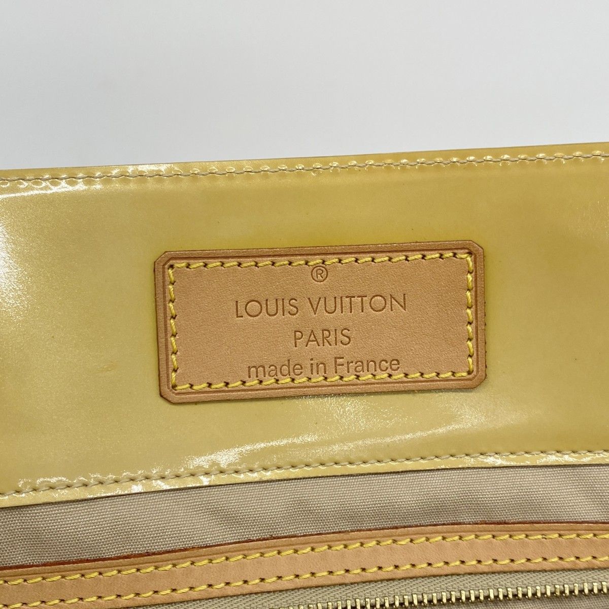 Louis Vuitton Tote Vernis Reed GM Beige — view 5