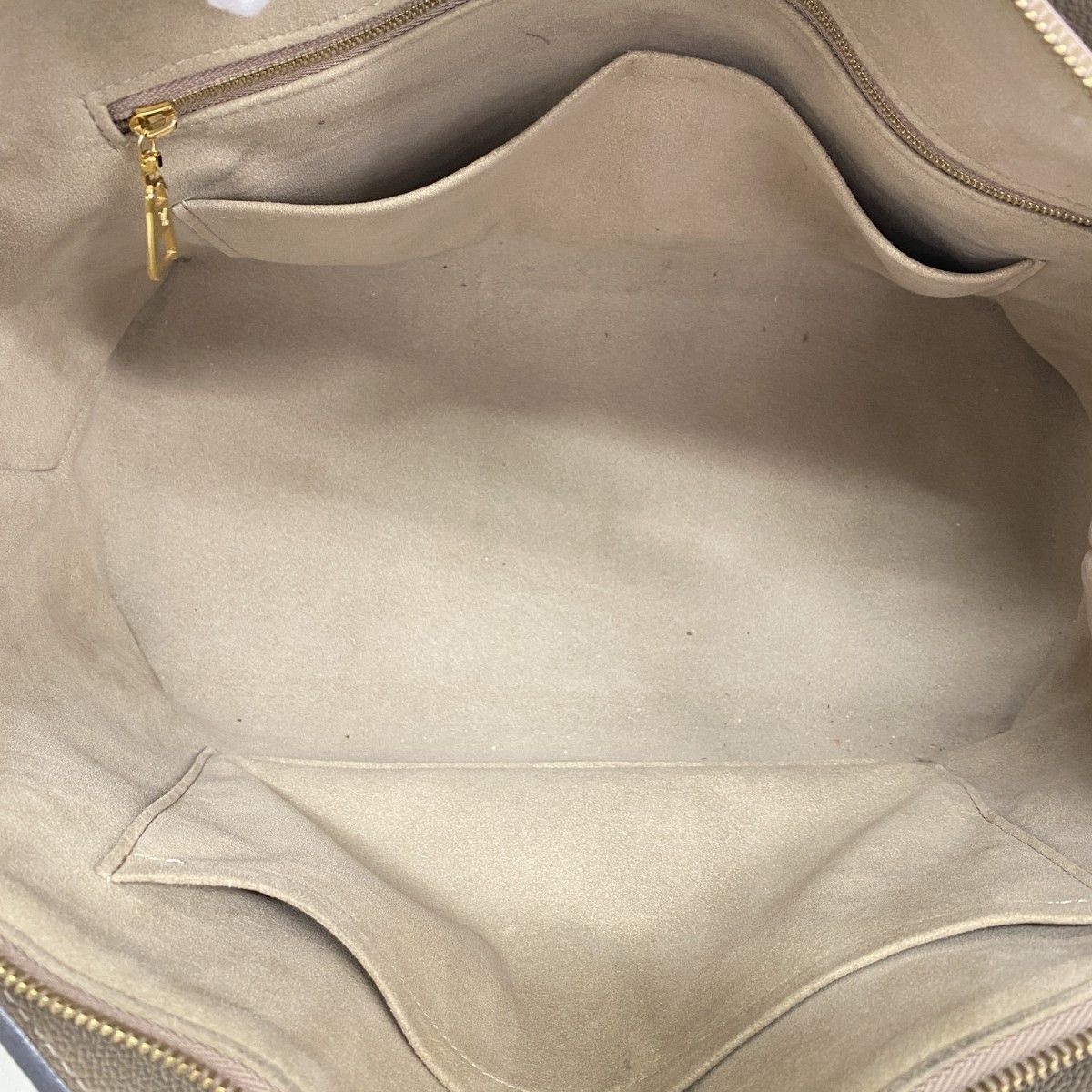Louis Vuitton Handbag Monogram Empreinte Grand Palais MM Tourterelle 2-Way — view 4