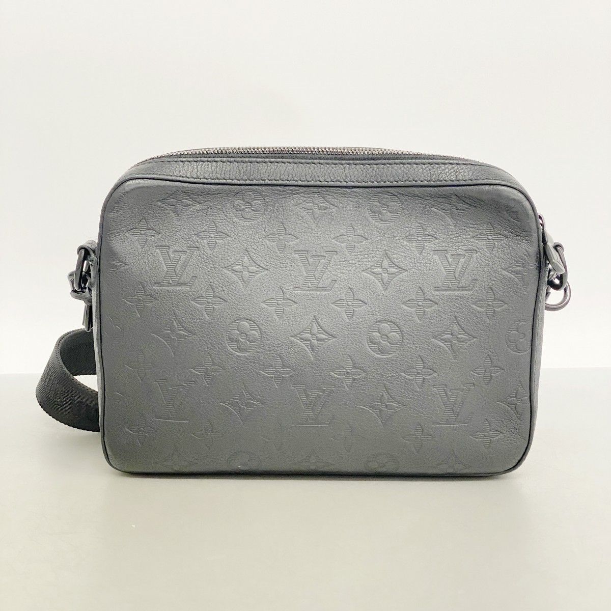 Louis Vuitton Shoulder Bag Monogram Shadow Trio Messenger Black — view 9