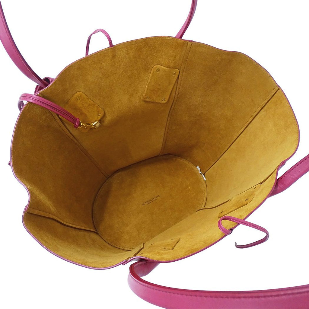 Bottega Veneta Tote Leather Basket Large with Pink Purple Pouch — view 5