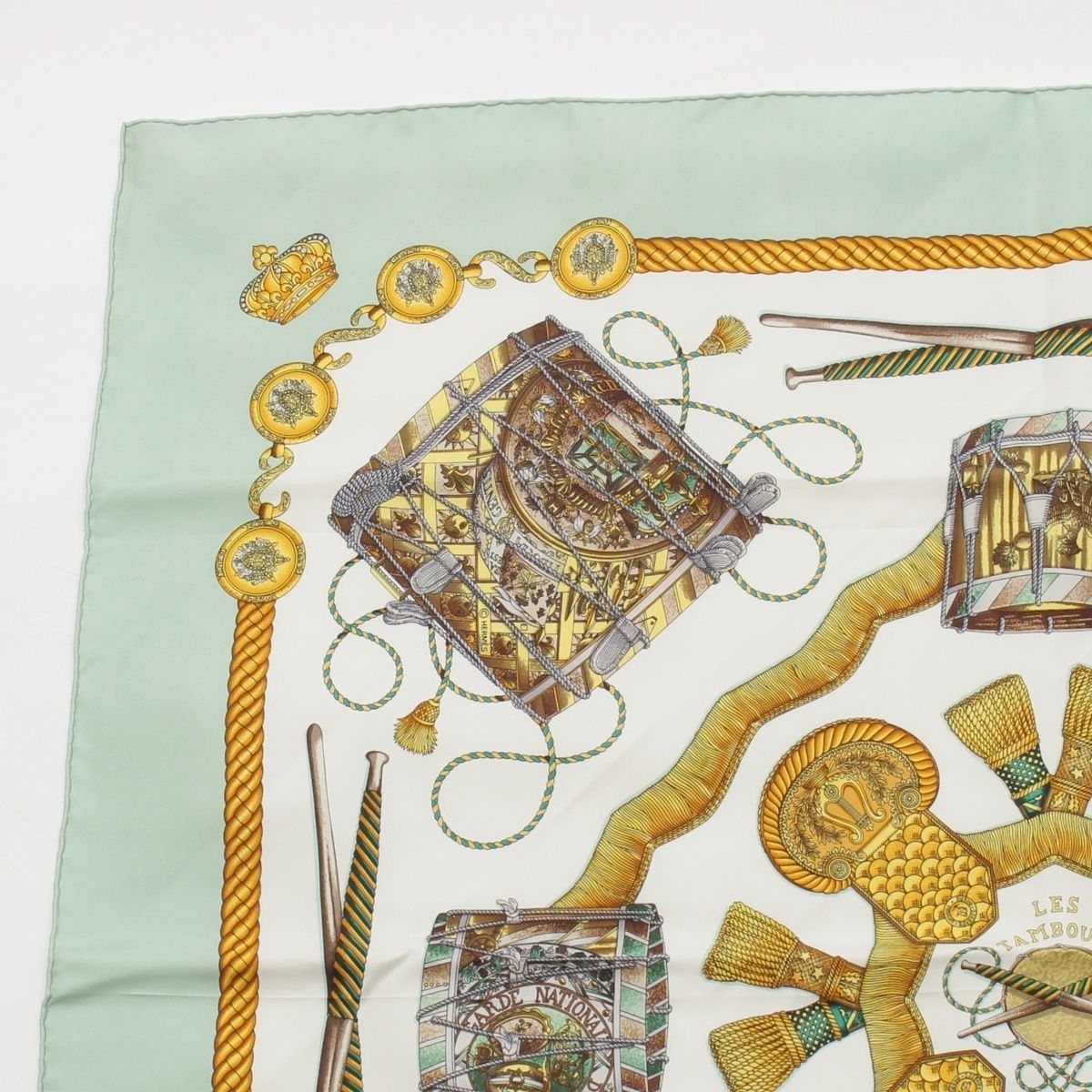 Hermes Carre 90 les Tambours Taiko Silk Scarf Green — view 2