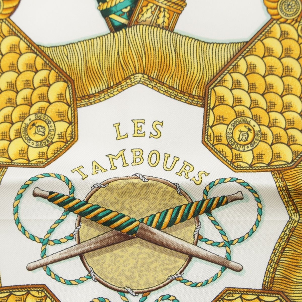 Hermes Carre 90 les Tambours Taiko Silk Scarf Green — view 8