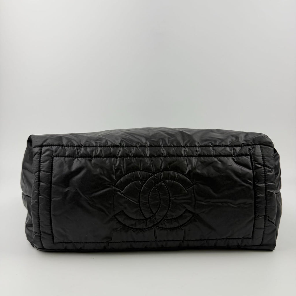 Chanel CC Logo Handbag Nylon Black Vintage — view 6